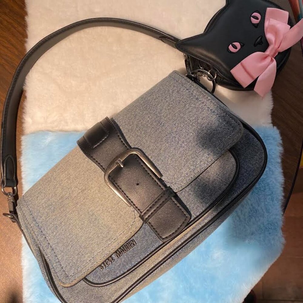 STEVE MADDEN TOP HANDLE JEAN PURSE WITH KEYPOUCH